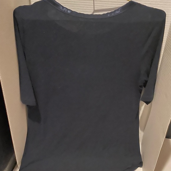 George Daughter of the King- medium 8-10 Tshirt - Picture 4 of 4